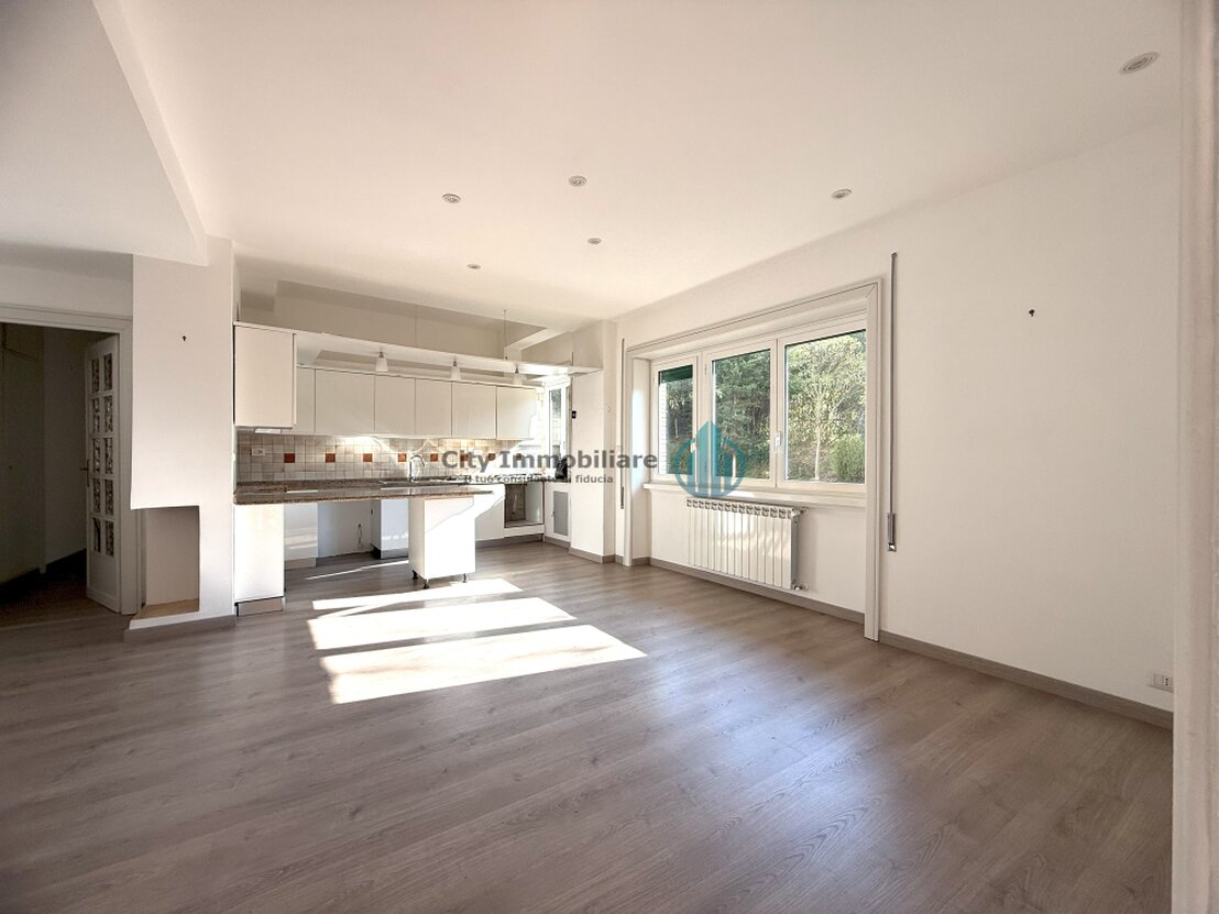 Capannone logistico a Roma