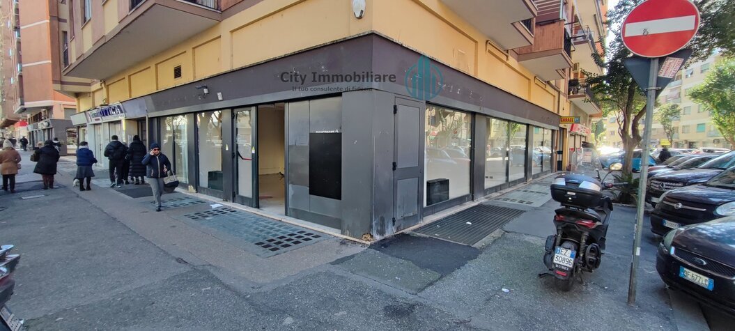 Locale commerciale nel Centro Storico di Roma